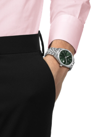 腕時計TISSOT バラード 40mm の手首シミュレーション